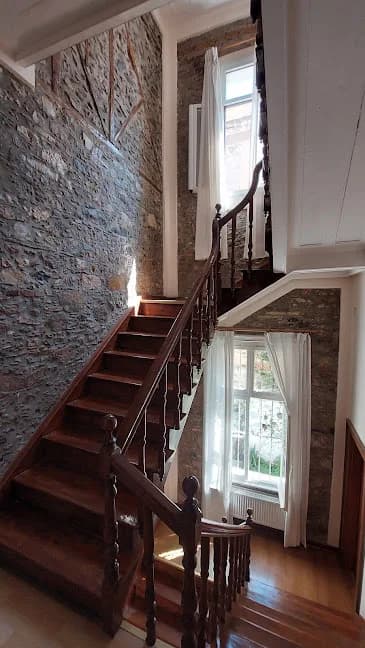 Iren Rooms 19