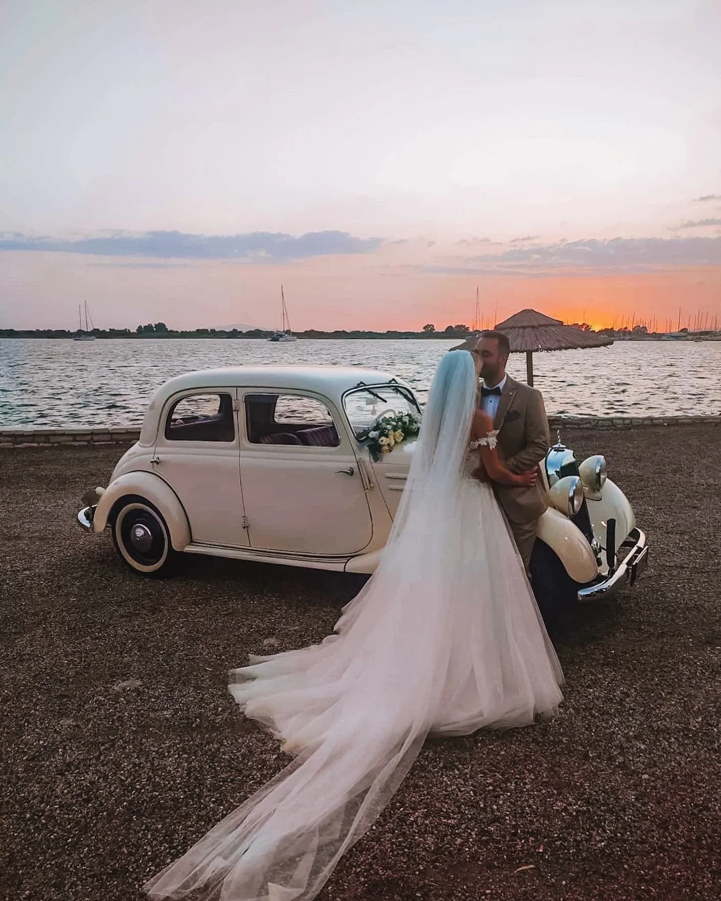Vintage Wedding Cars 6